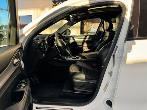 Used 2019 Alfa Romeo Stelvio Ti Sport w/ Quick Order Package 22S Sport image 11