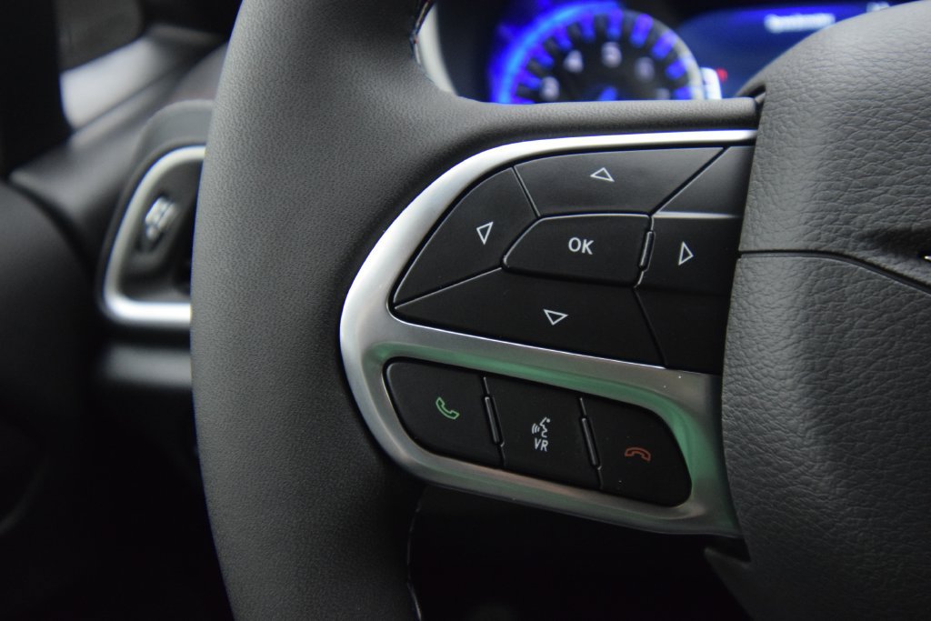 New 2027 Chrysler Pacifica Select FWD image 27