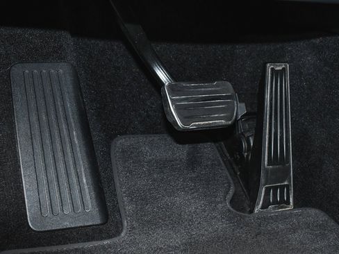 Used 2024 Land Rover Range Rover Sport Dynamic SE image 25