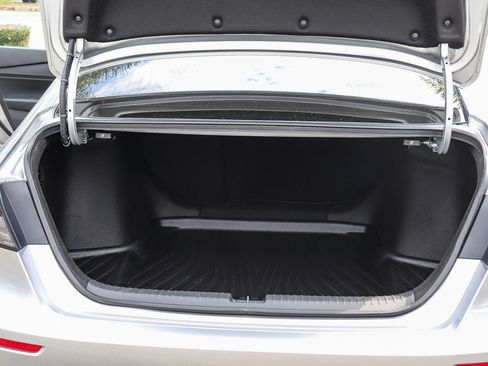 Certified 2024 Honda Accord EX image 29