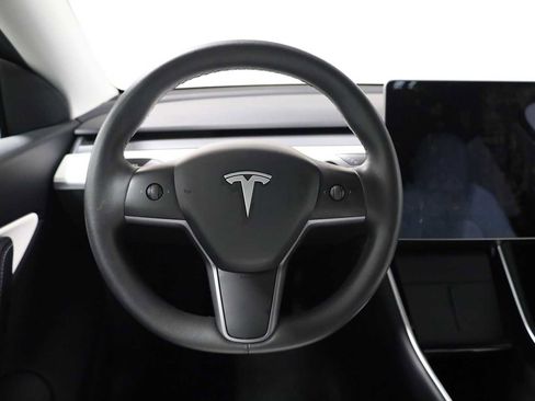 Used 2020 Tesla Model Y Long Range image 22