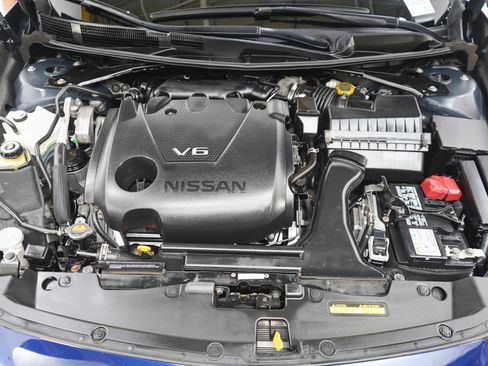 Used 2023 Nissan Maxima SL FWD image 28