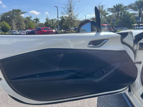 Used 2023 MAZDA MX-5 Miata Club w/ Brembo/BBS Recaro Package image 27