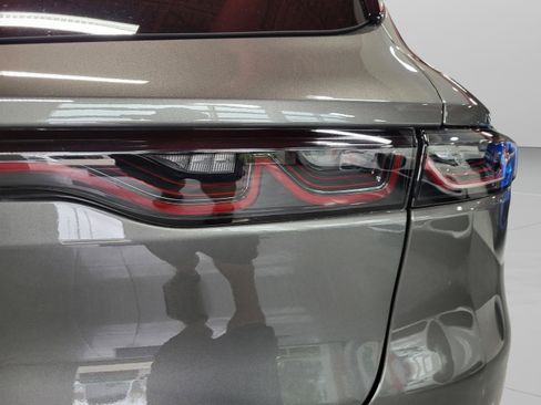 New 2025 Alfa Romeo Tonale w/ Premium Package image 19