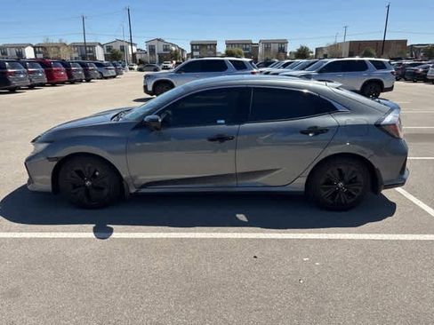 Used 2019 Honda Civic EX image 2