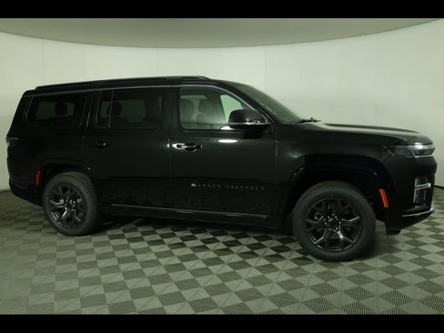 New 2026 Jeep Grand Wagoneer Limited AWD/4WD image 17