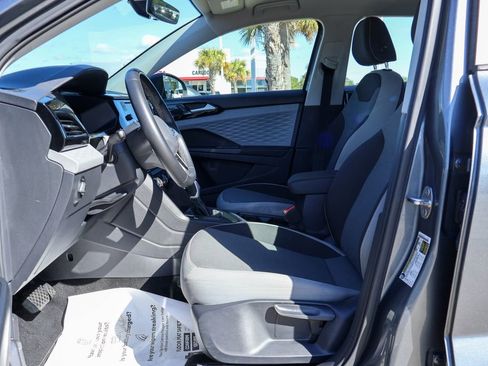 Used 2024 Volkswagen Taos S image 7