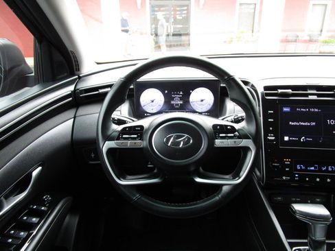 Used 2022 Hyundai Tucson SEL w/ Convenience + Premium Package FWD image 11