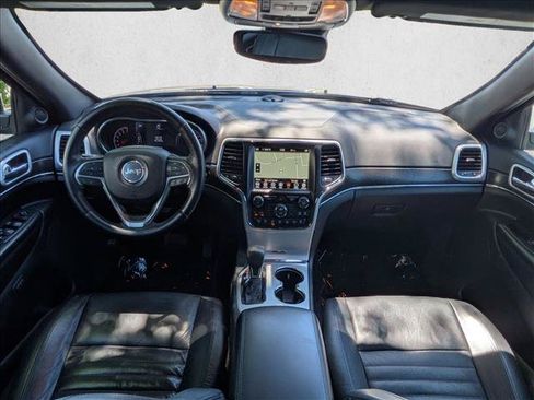 Used 2018 Jeep Grand Cherokee Limited AWD/4WD image 18