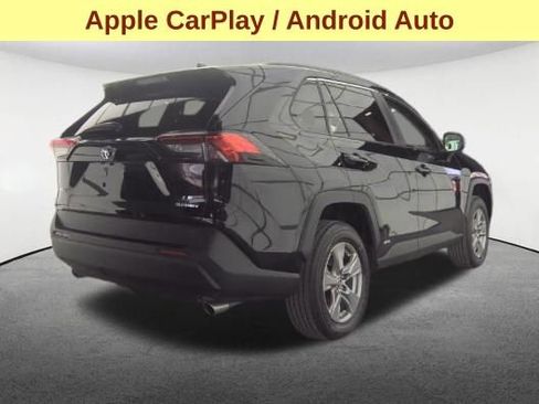 Used 2024 Toyota RAV4 LE image 5