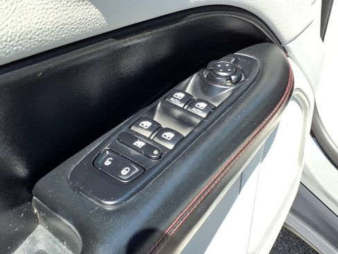 Used 2020 Jeep Compass Limited AWD/4WD image 15