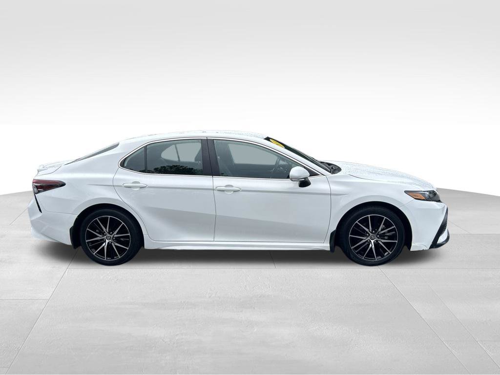 Certified 2024 Toyota Camry SE FWD image 6