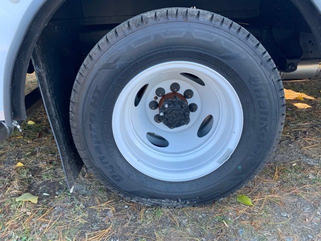New 2026 Ford E-350 and Econoline 350 Super Duty w/ Power Equipment Group RWD image 29