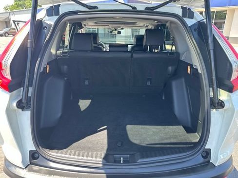 Used 2017 Honda CR-V Touring image 18