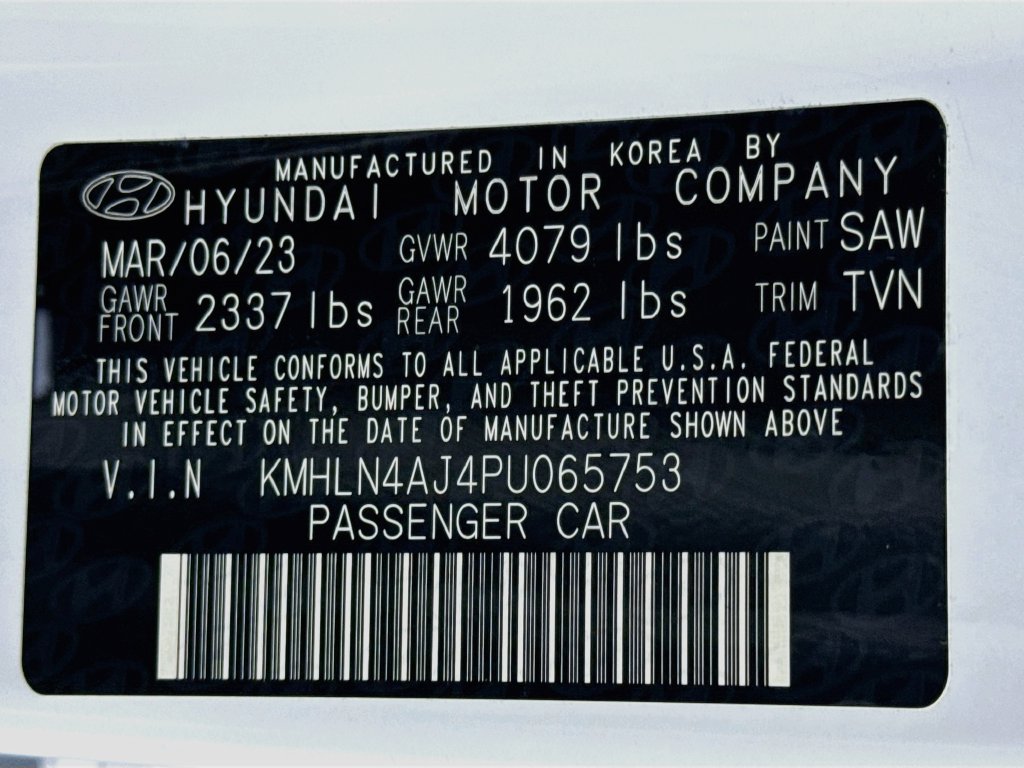 Used 2023 Hyundai Elantra Limited FWD image 36