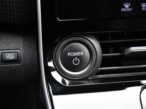 Used 2023 Toyota bZ4X FWD image 27
