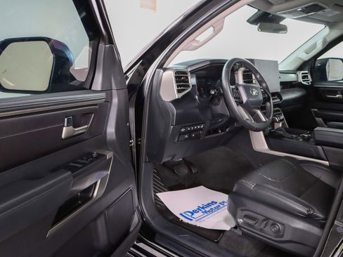 Used 2023 Toyota Tundra SR5 w/ SR5 Premium Package AWD/4WD image 4