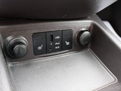Used 2011 Hyundai Santa Fe Limited w/ Navigation Pkg 4 FWD image 29