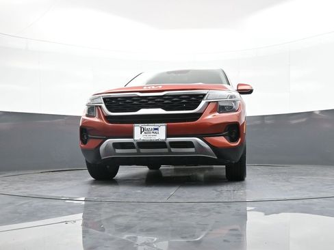 Certified 2022 Kia Seltos S image 26