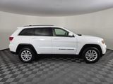 Used 2022 Jeep Grand Cherokee Laredo E image 3