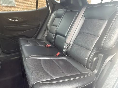 Used 2022 GMC Terrain SLT w/ Elevation Edition FWD image 27