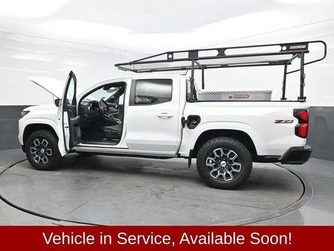 Used 2024 Chevrolet Colorado Z71 w/ Advanced Trailering Package AWD/4WD image 50