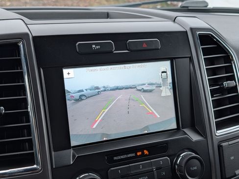 Used 2016 Ford F150 XLT w/ Equipment Group 302A Luxury image 21