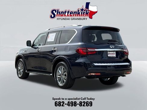 Used 2024 INFINITI QX80 Luxe RWD image 8