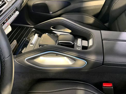 New 2026 Mercedes-Benz GLE 580 4MATIC image 10
