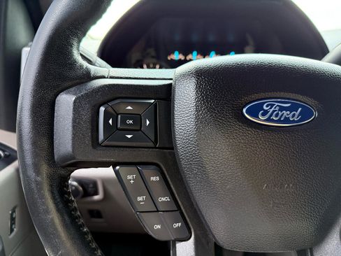 Used 2019 Ford F150 XLT w/ Equipment Group 302A Luxury image 21