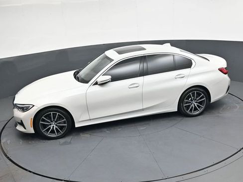 Used 2021 BMW 330i xDrive Sedan w/ Convenience Package image 27