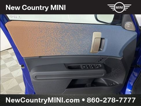 Certified 2025 MINI Cooper Countryman S AWD/4WD image 12
