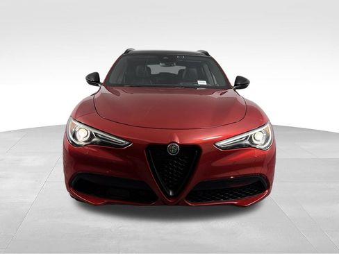 Used 2023 Alfa Romeo Stelvio Veloce AWD/4WD image 5