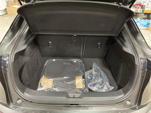 New 2026 MAZDA CX-30 AWD 2.5 S w/ Select Sport Pkg image 23