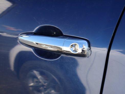 Used 2010 Subaru Tribeca Limited image 23