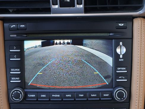 Used 2011 Porsche 911 Turbo S image 18