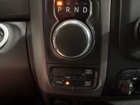 Used 2019 RAM 1500 Tradesman w/ Tradesman SXT Package AWD/4WD image 17