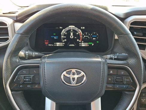Used 2022 Toyota Tundra Limited image 20