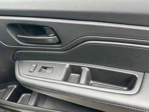 Used 2025 Honda Odyssey Sport-L image 21