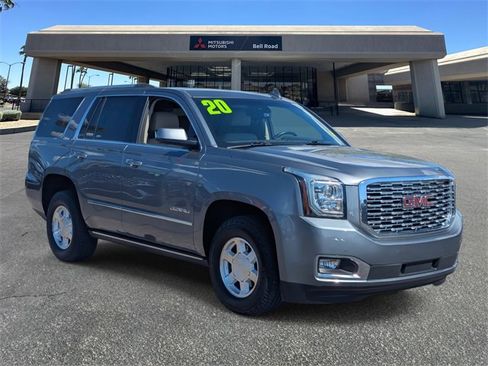 Used 2020 GMC Yukon Denali w/ Denali Premium Package image 8