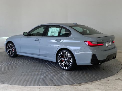 New 2026 BMW 330i xDrive Sedan w/ M Sport Package image 3