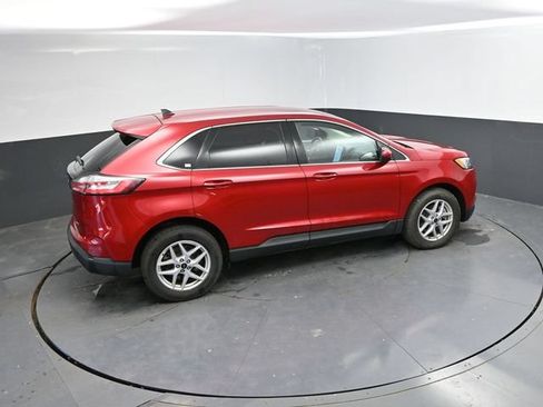 Used 2024 Ford Edge SEL AWD/4WD image 35