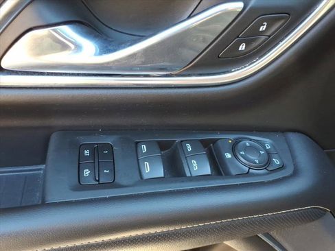 Used 2021 GMC Yukon SLT image 24