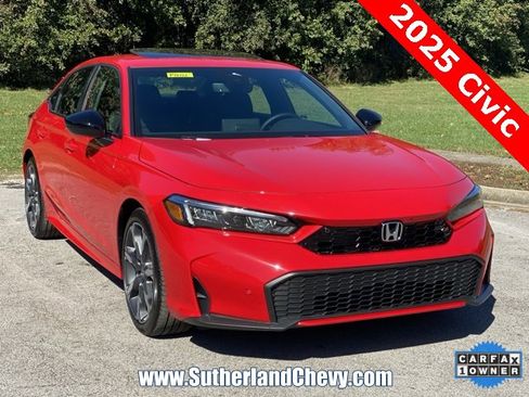 Used 2025 Honda Civic Sport Touring image 1