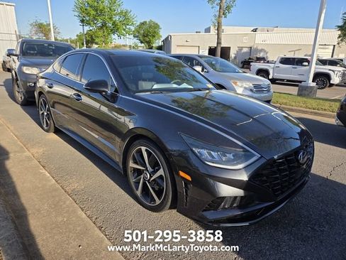 Used 2022 Hyundai Sonata SEL Plus FWD image 2
