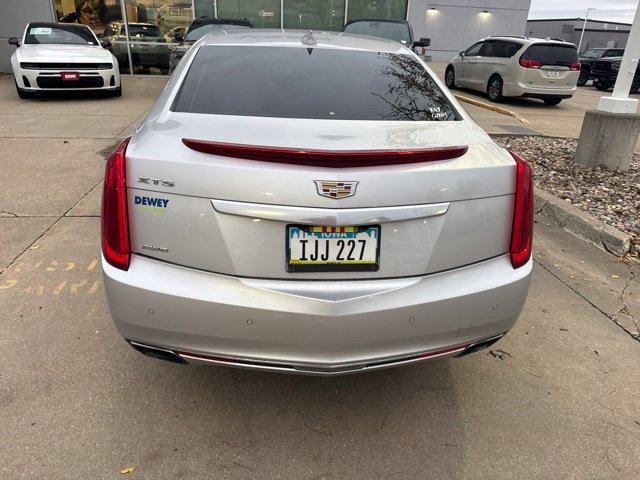 Used 2017 Cadillac XTS Luxury w/ Driver Awareness Package AWD/4WD image 5