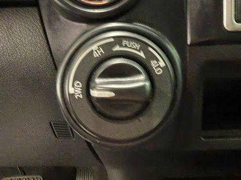 Used 2018 Nissan Titan S w/ S Utility Package image 16