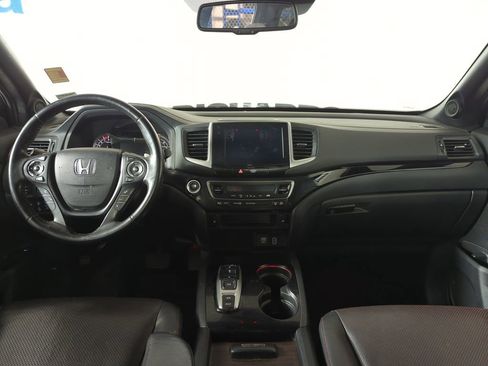 Certified 2020 Honda Ridgeline Black Edition image 11