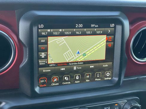 Used 2021 Jeep Wrangler Unlimited Rubicon image 11