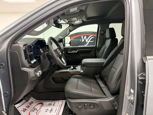 New 2026 GMC Sierra 2500 SLT w/ SLT Premium Package image 11